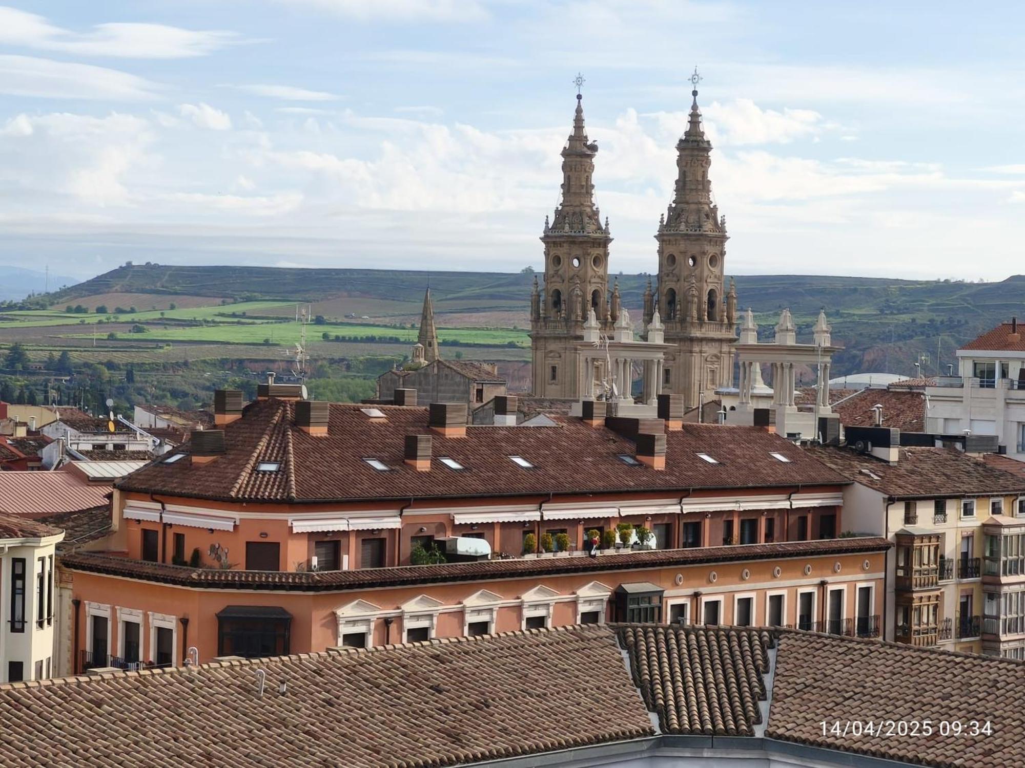 Apartamento Avenida Portugal-Espolon Logroño Exteriör bild